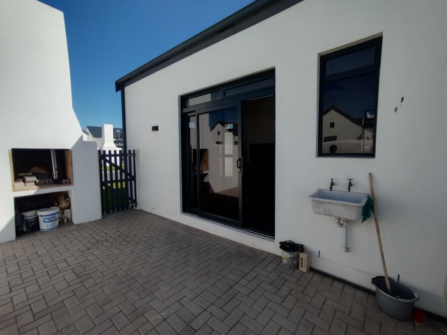 2 Bedroom Property for Sale in Laguna Western Cape